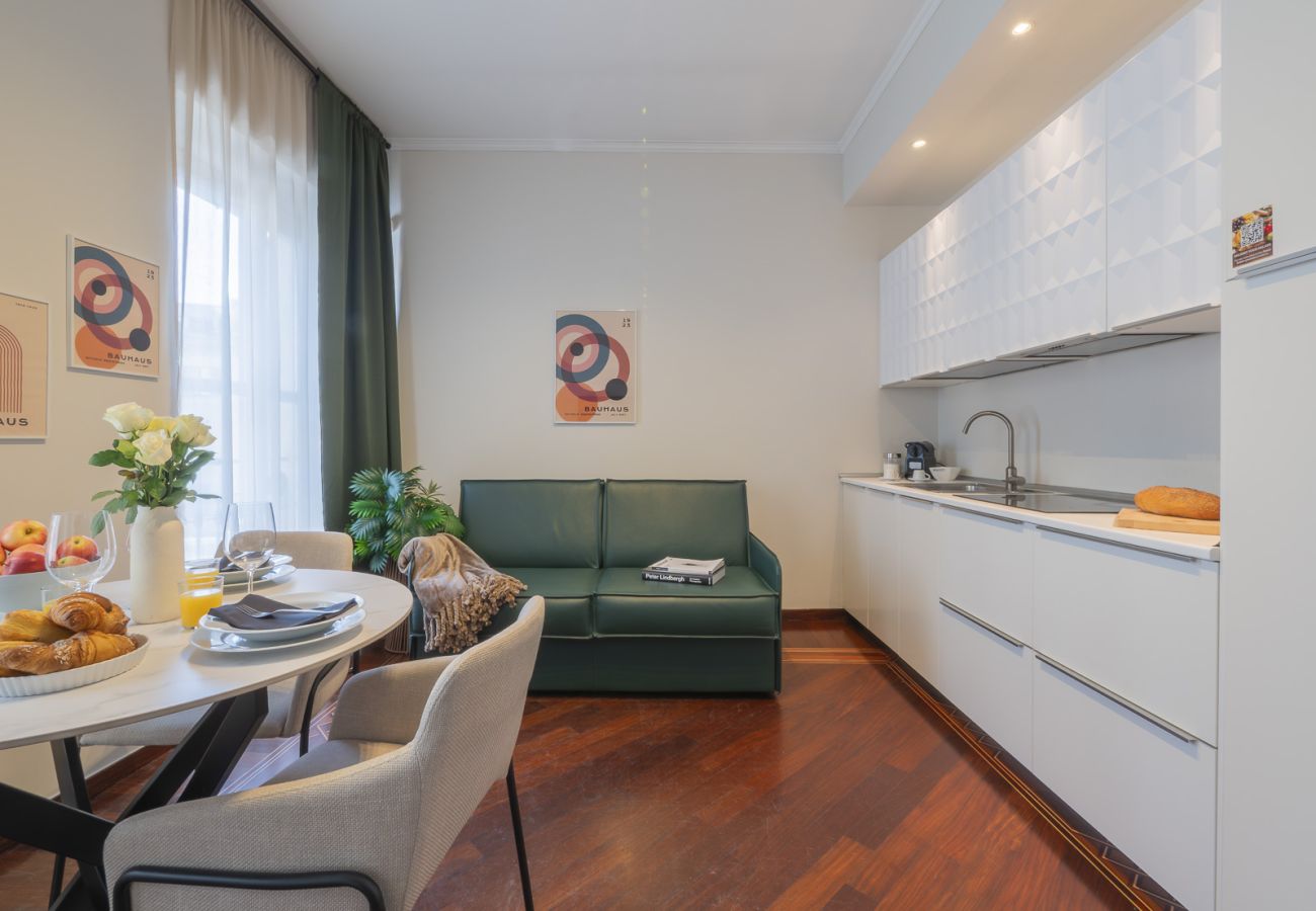 Appartamento a Milano - Corso Venezia - Elegante bilocale con terrazza panoramica comune nel cuore di Milano