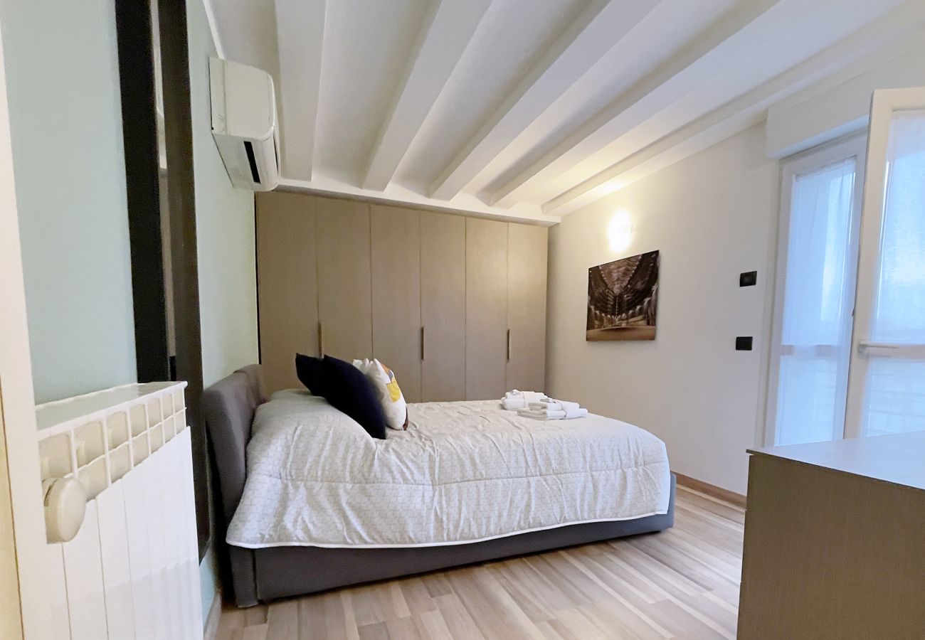 Appartamento a Milano - Palazzo Candiani - Moderno trilocale su due livelli zona Politecnico
