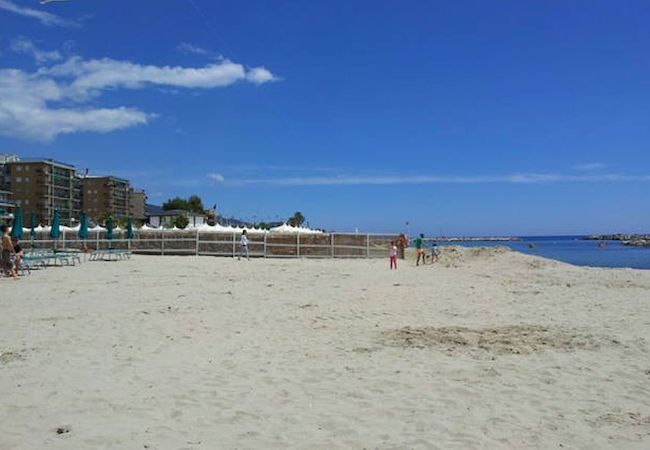 Residence a Taggia - Arma di Taggia - Trilo con terrazzo fronte mare  Residence a Taggia - Arma di Taggia - Trilo con terrazzo fronte mare