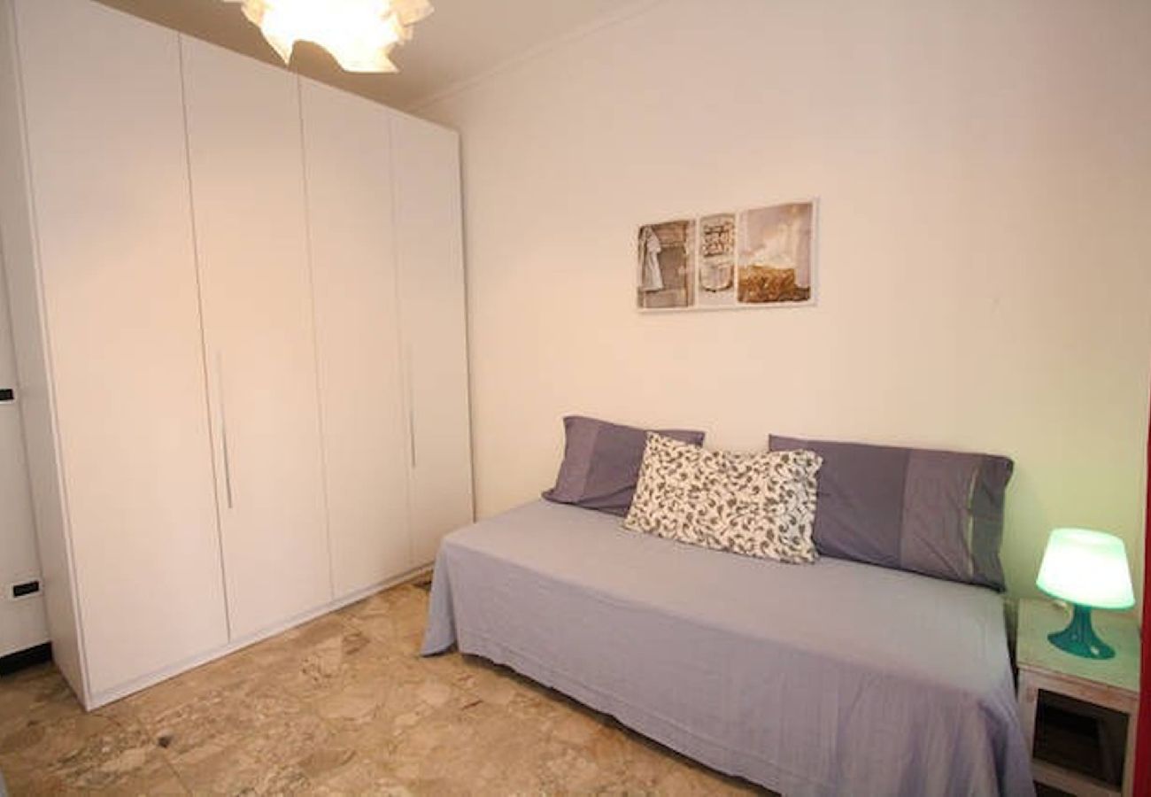 Residence a Taggia - Arma di Taggia - Trilo con terrazzo fronte mare 