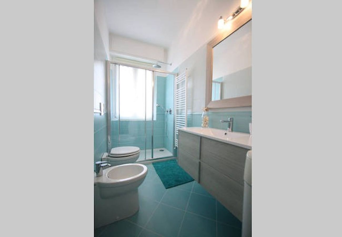Residence a Taggia -  Arma di Taggia  - Bilocale con terrazzo fronte mare -