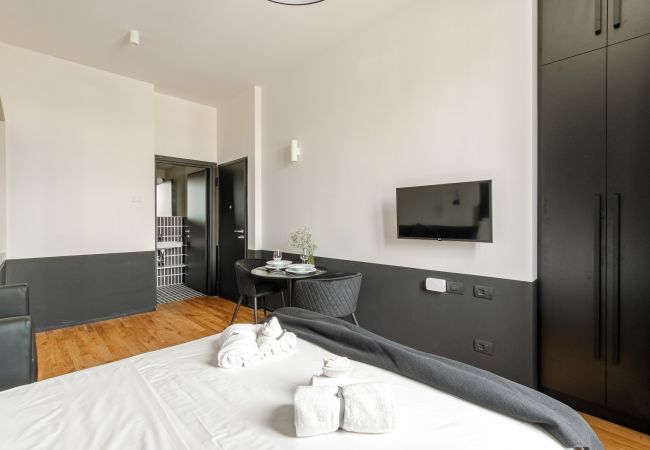 Studio a Milano - Palazzo Quantum 1- Suite Monolocale  Studio a Milano - Palazzo Quantum 1- Suite Monolocale