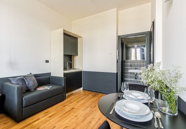 Studio a Milano - Palazzo Quantum 1- Suite Monolocale  Studio a Milano - Palazzo Quantum 1- Suite Monolocale