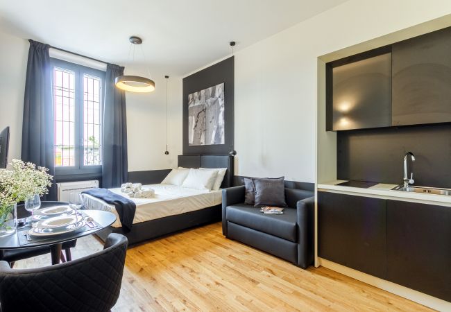 Studio a Milano - Palazzo Quantum 1- Suite Monolocale  Studio a Milano - Palazzo Quantum 1- Suite Monolocale