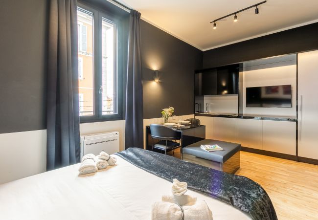 Studio a Milano - Palazzo Quantum 1- Suite Monolocale  Studio a Milano - Palazzo Quantum 1- Suite Monolocale