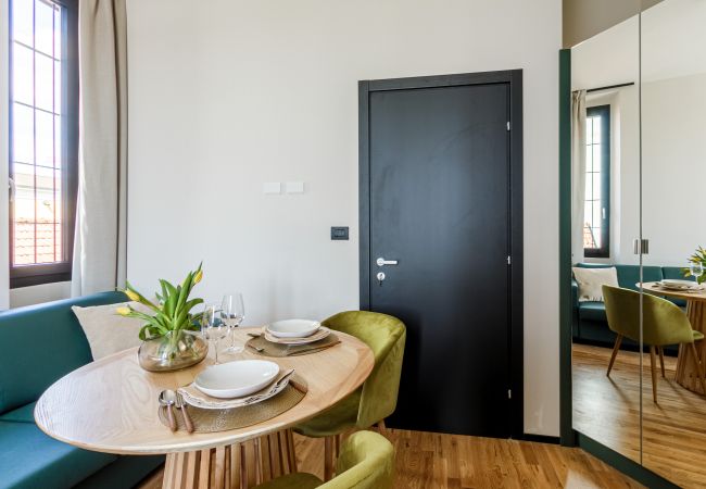 Studio a Milano - Palazzo Quantum 1- Suite Monolocale  Studio a Milano - Palazzo Quantum 1- Suite Monolocale