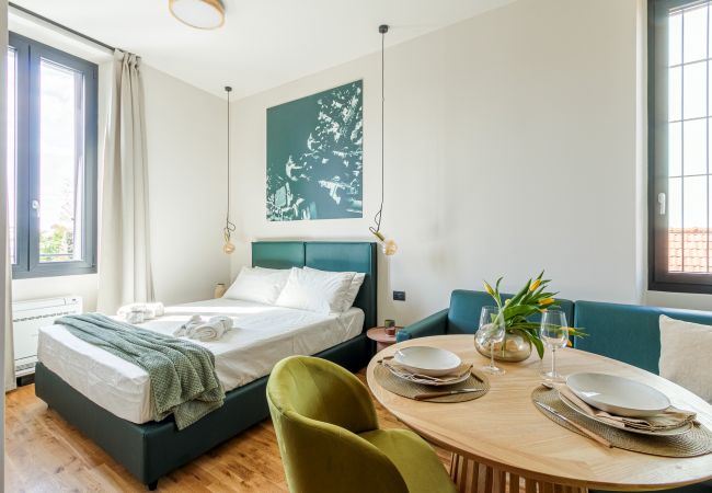 Studio a Milano - Palazzo Quantum 1- Suite Monolocale  Studio a Milano - Palazzo Quantum 1- Suite Monolocale