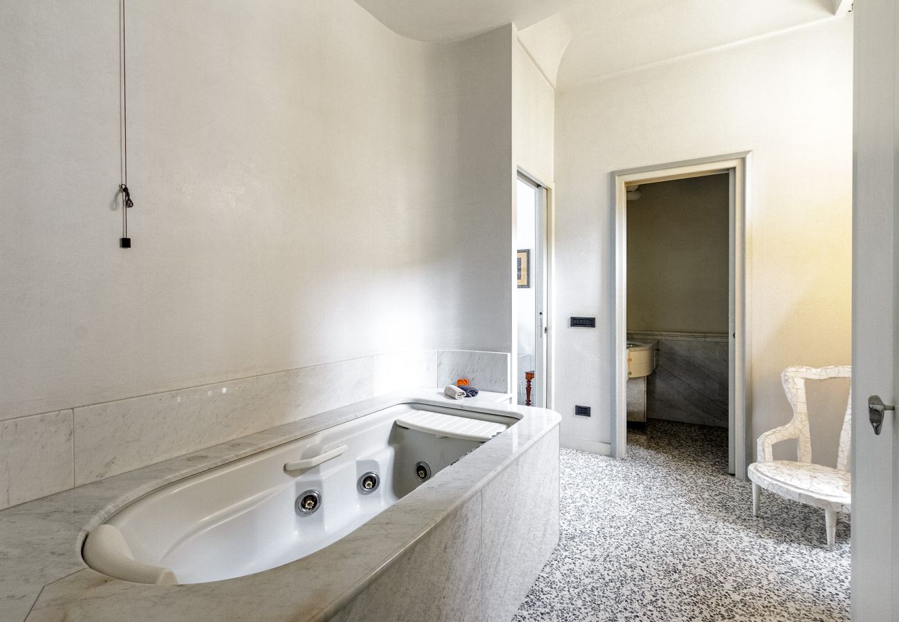 Appartamento a Milano - Della Signora - Elegante bilocale vicino al Duomo