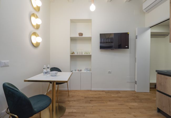 Studio a Milano - Bligny - Accogliente monolocale in zona Bocconi Studio a Milano - Bligny - Accogliente monolocale in zona Bocconi