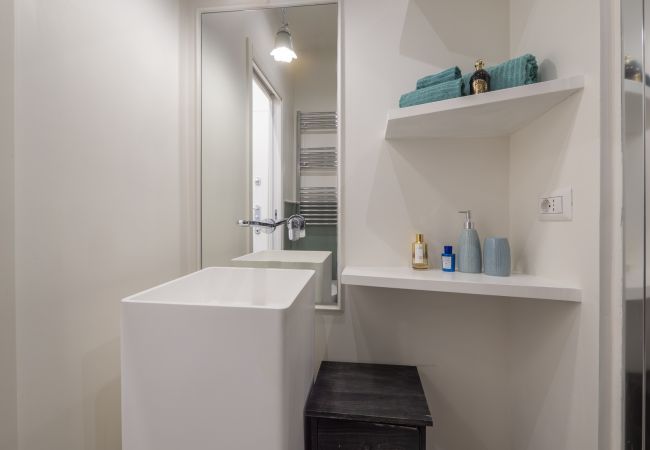 Studio a Milano - Corso Garibaldi - Trendy monolocale in Brera Studio a Milano - Corso Garibaldi - Trendy monolocale in Brera