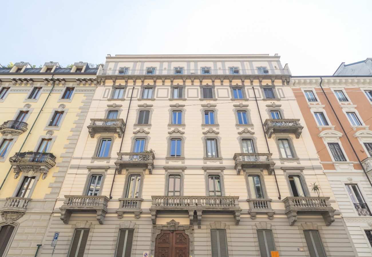 Appartamento a Milano - Boccaccio - Bilo con ampio terrazzo in Cadorna
