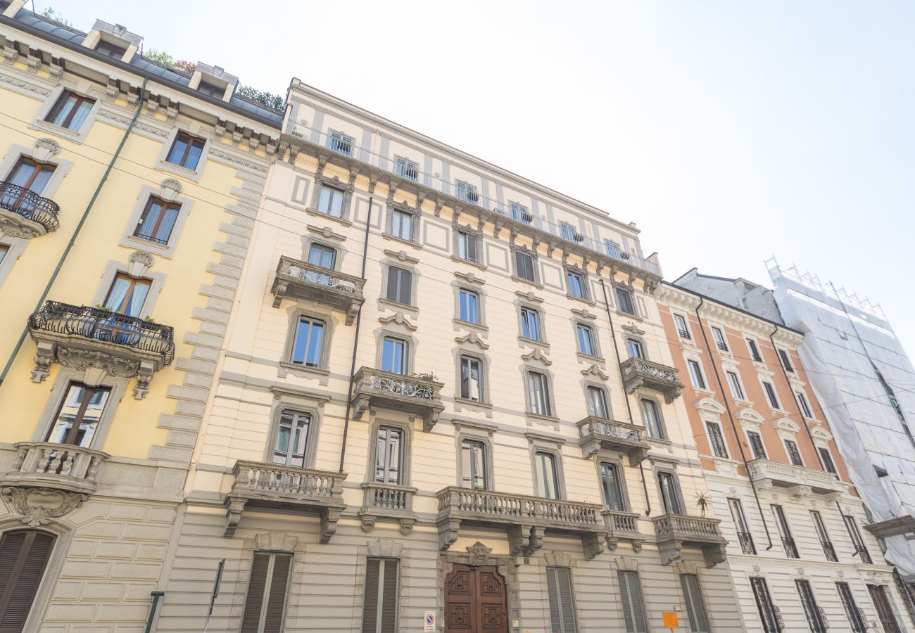 Appartamento a Milano - Boccaccio - Bilo con ampio terrazzo in Cadorna