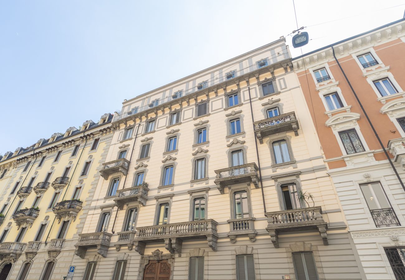 Appartamento a Milano - Boccaccio - Bilo con ampio terrazzo in Cadorna