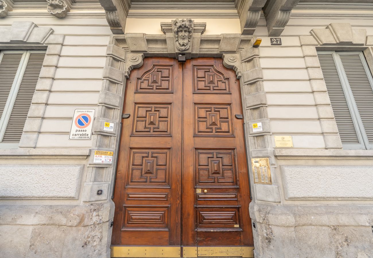 Appartamento a Milano - Boccaccio - Bilo con ampio terrazzo in Cadorna