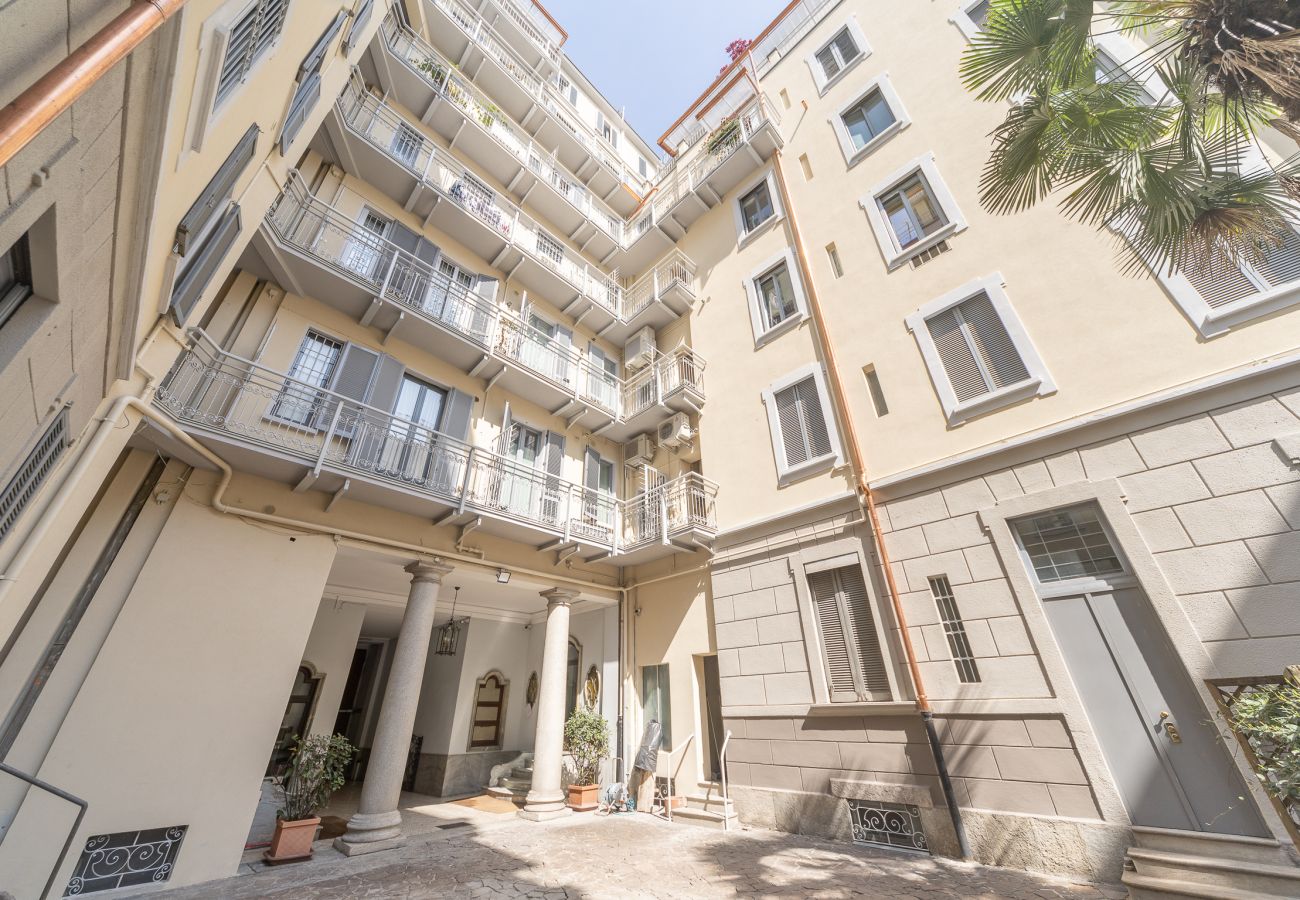 Appartamento a Milano - Boccaccio - Bilo con ampio terrazzo in Cadorna