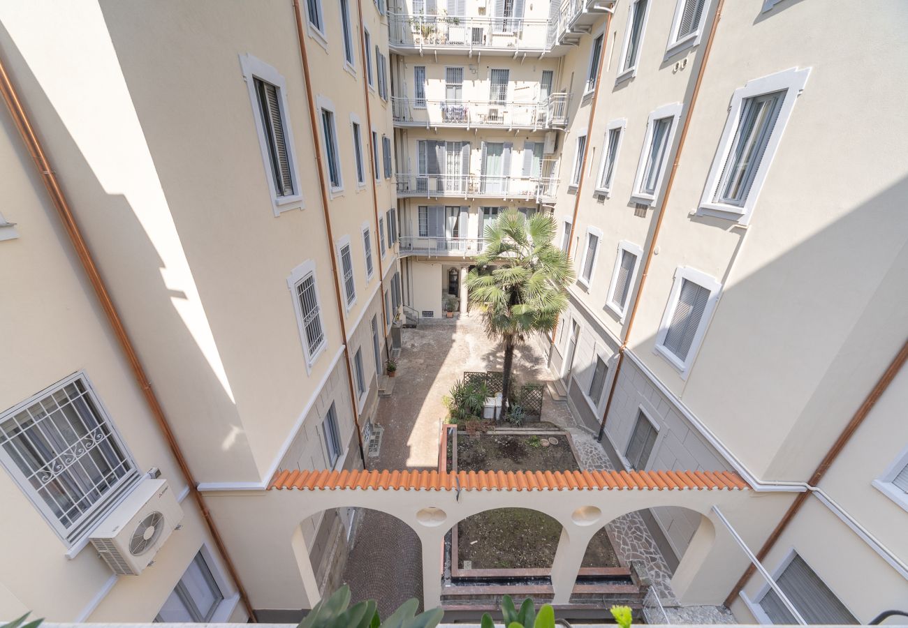 Appartamento a Milano - Boccaccio - Bilo con ampio terrazzo in Cadorna