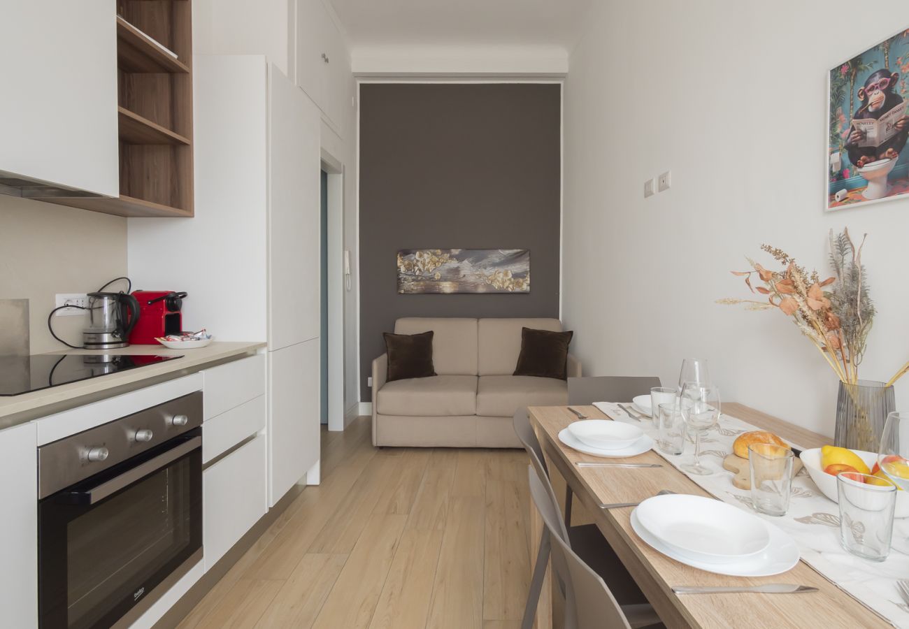 Appartamento a Milano - Spinoza - Moderno bilo con balcone zona Piola