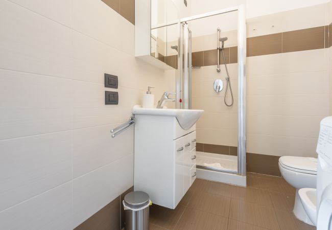 Studio a Milano - Palazzo Candiani. Monolocale superior con terrazza Studio a Milano - Palazzo Candiani. Monolocale superior con terrazza