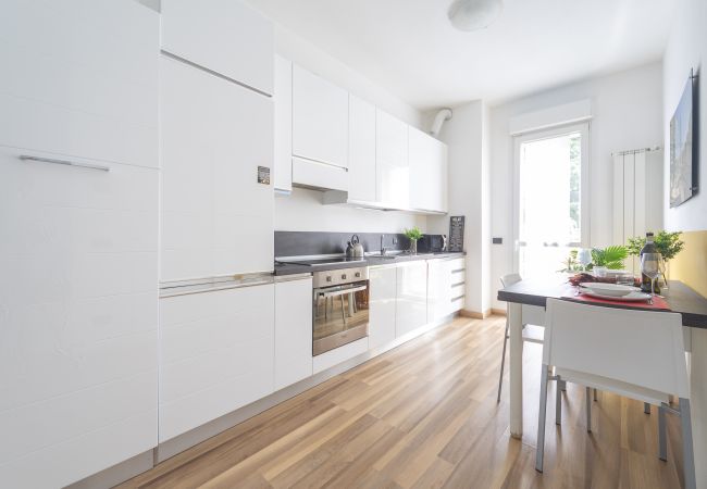 Studio a Milano - Palazzo Candiani. Monolocale superior con terrazza Studio a Milano - Palazzo Candiani. Monolocale superior con terrazza