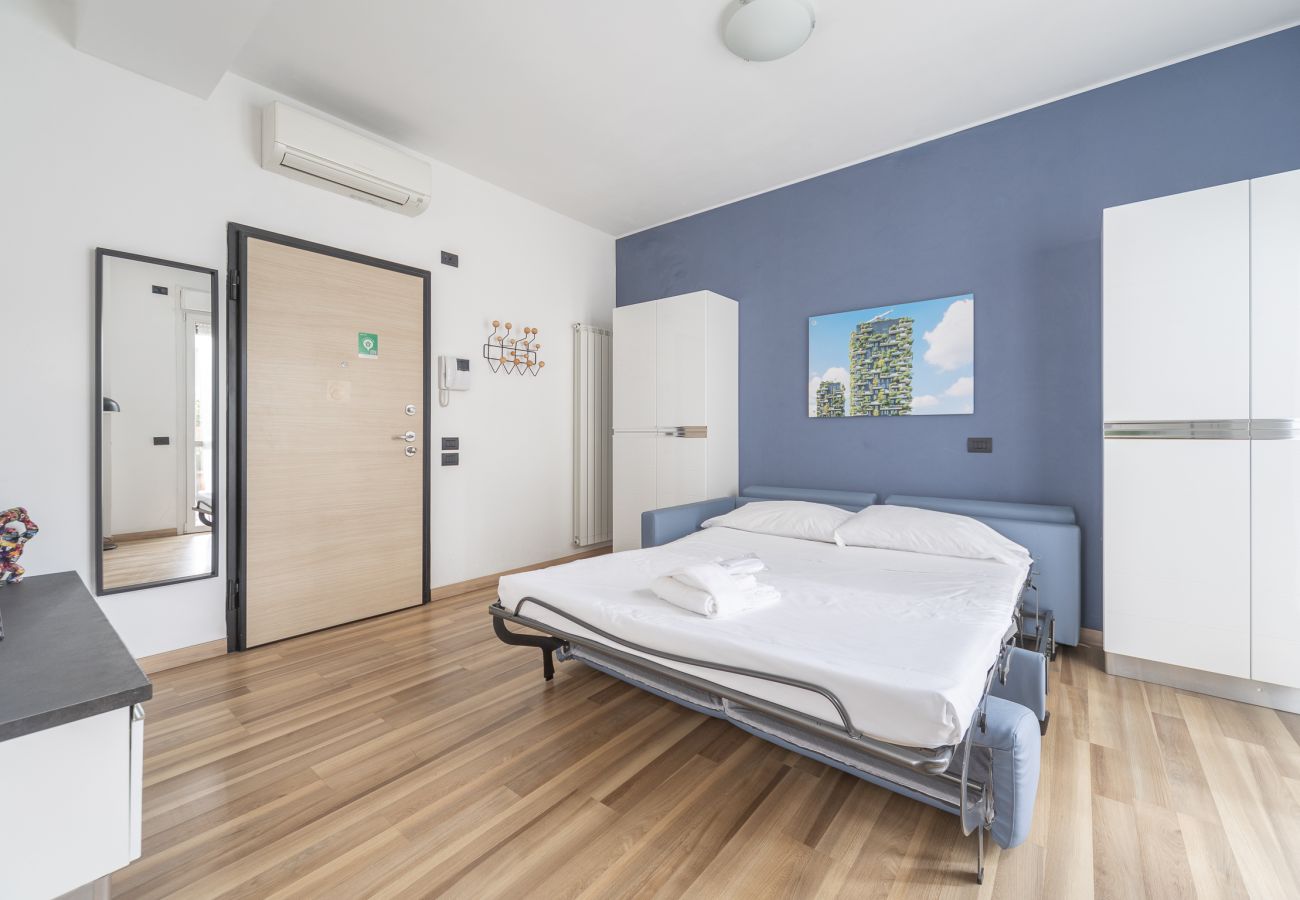 Studio a Milano - Palazzo Candiani. Monolocale superior con terrazza