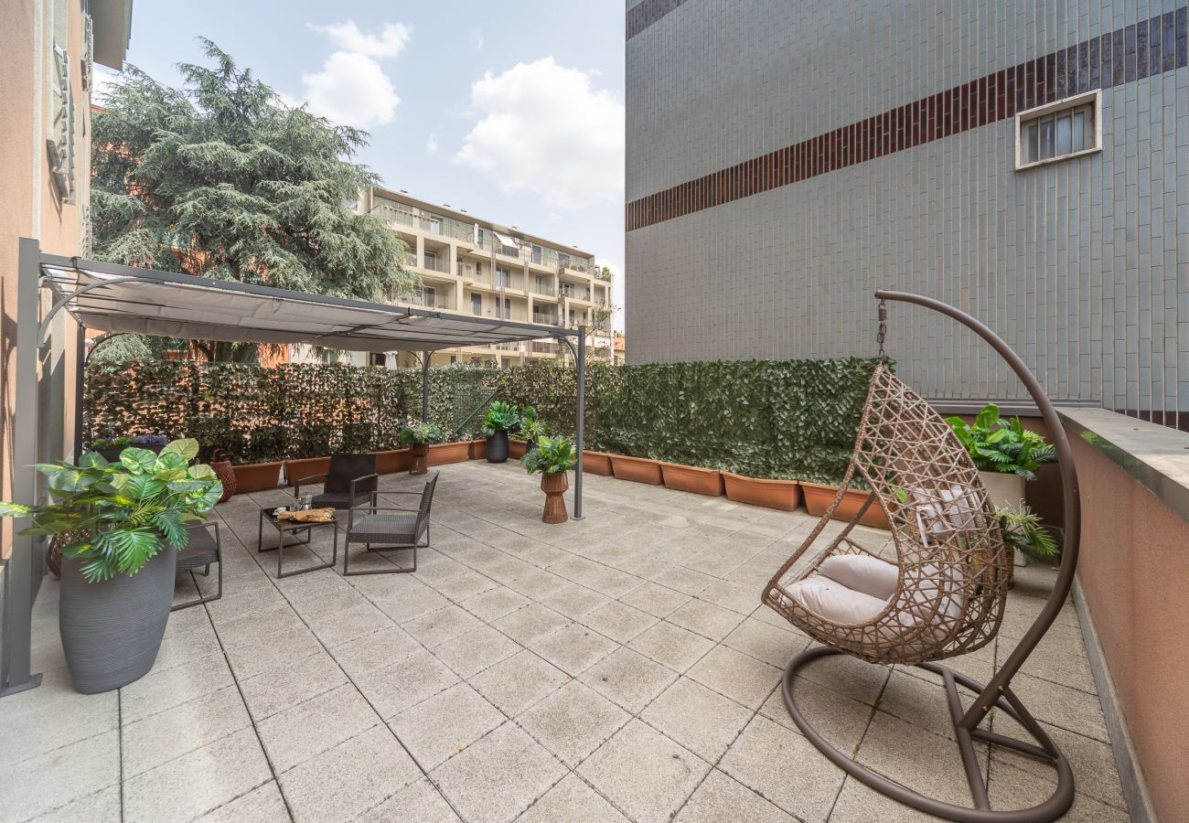 Studio a Milano - Palazzo Candiani. Monolocale superior con terrazza