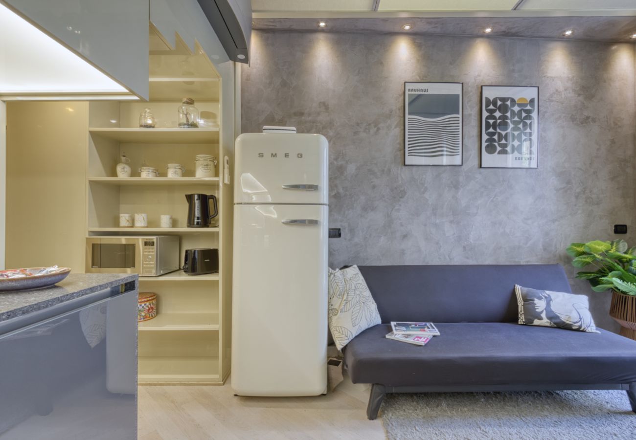 Appartamento a Milano - Cerva -Bilocale di design vicino al Duomo