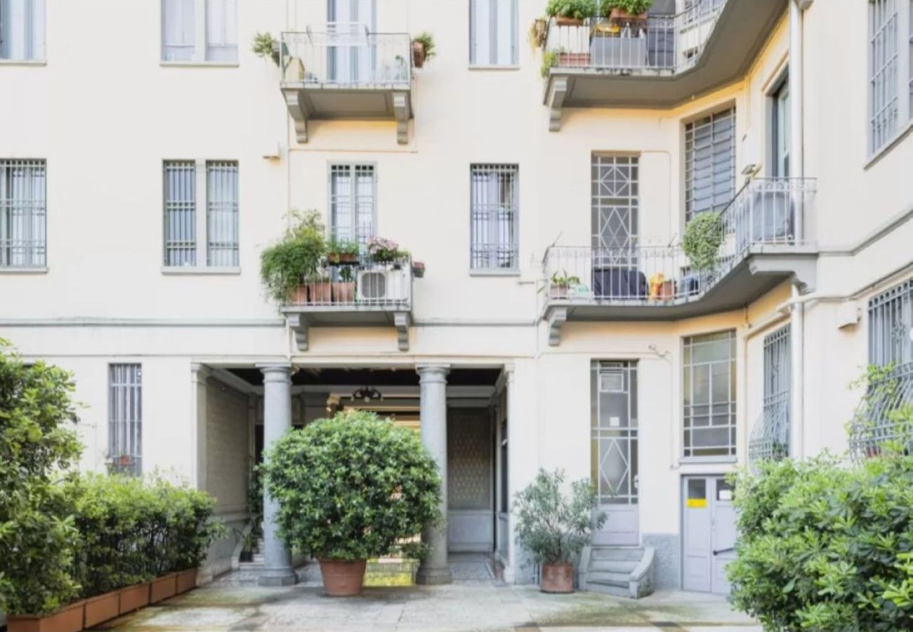 Studio a Milano - Acquileia - Elegante loft  a pochi passi da Corso Magenta