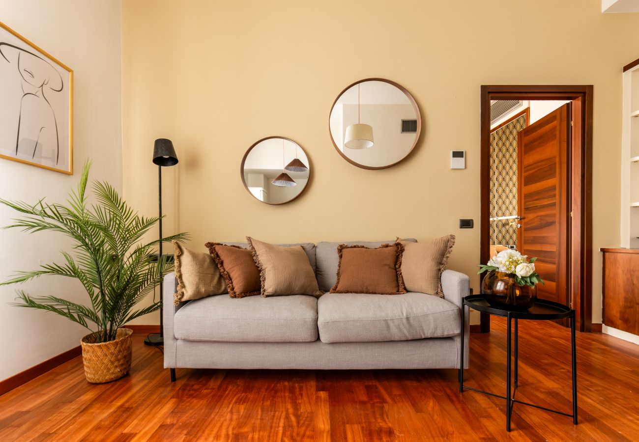 Appartamento a Milano - Centro Corso Garibali 59/508 bilo 5° appartamento 50