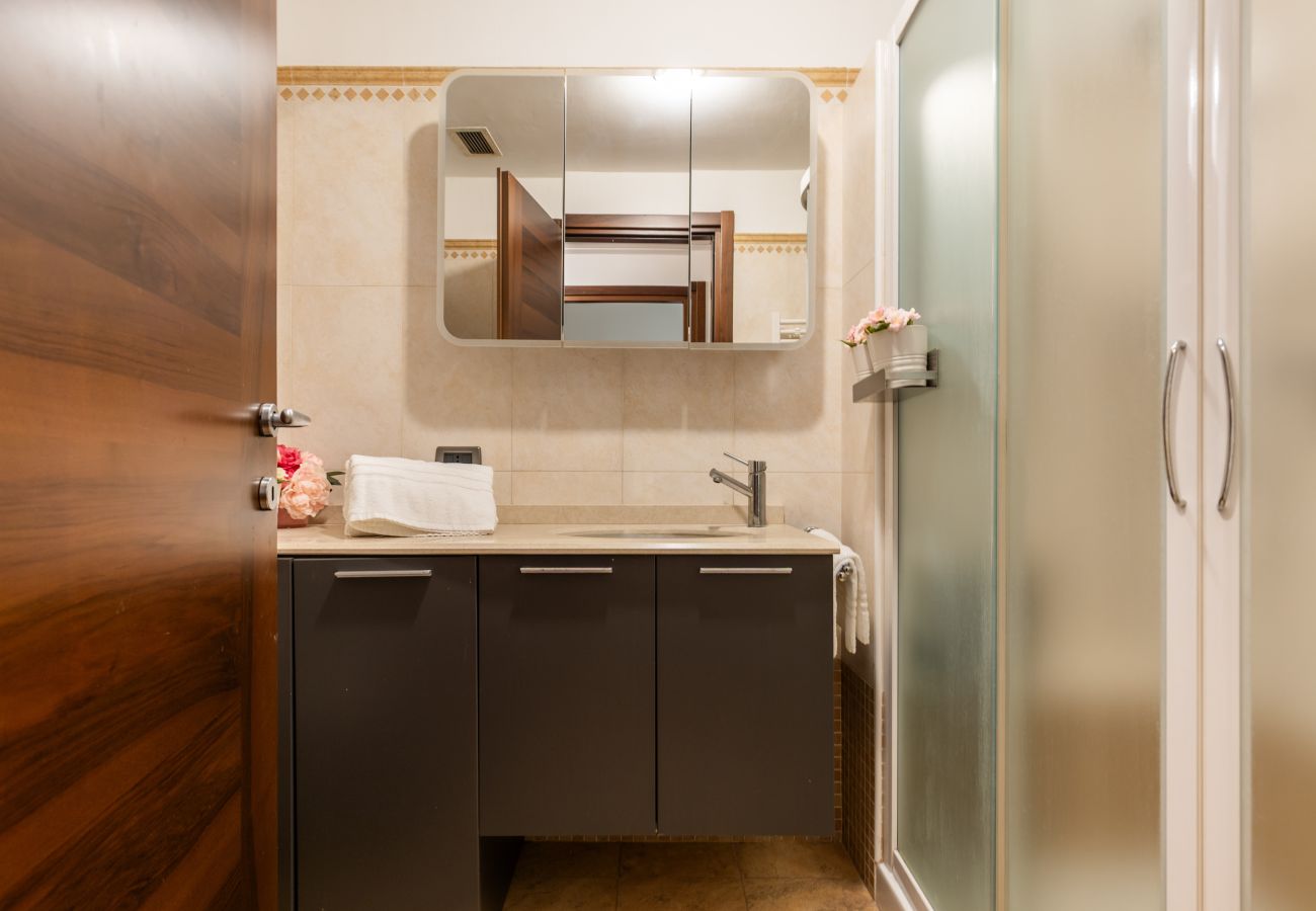 Appartamento a Milano - Centro Corso Garibali 59/508 bilo 5° appartamento 50