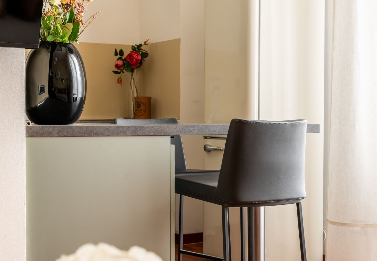 Appartamento a Milano - Centro Corso Garibali 59/508 bilo 5° appartamento 50