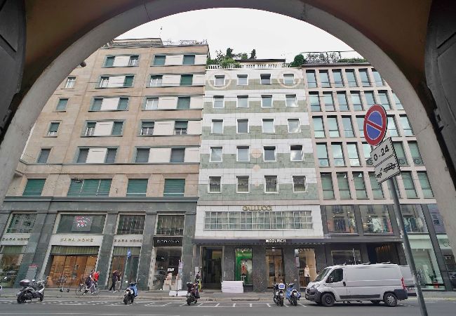 Apartment in Milano - Corso Venezia - Elegant 1 BR apt with shared rooftop terrace in the heart of Milan Apartment in Milano - Corso Venezia - Elegant 1 BR apt with shared rooftop terrace in the heart of Milan
