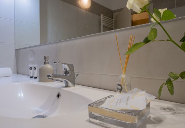 Apartment in Milano - Corso Venezia - Elegant 1 BR apt with shared rooftop terrace in the heart of Milan Apartment in Milano - Corso Venezia - Elegant 1 BR apt with shared rooftop terrace in the heart of Milan