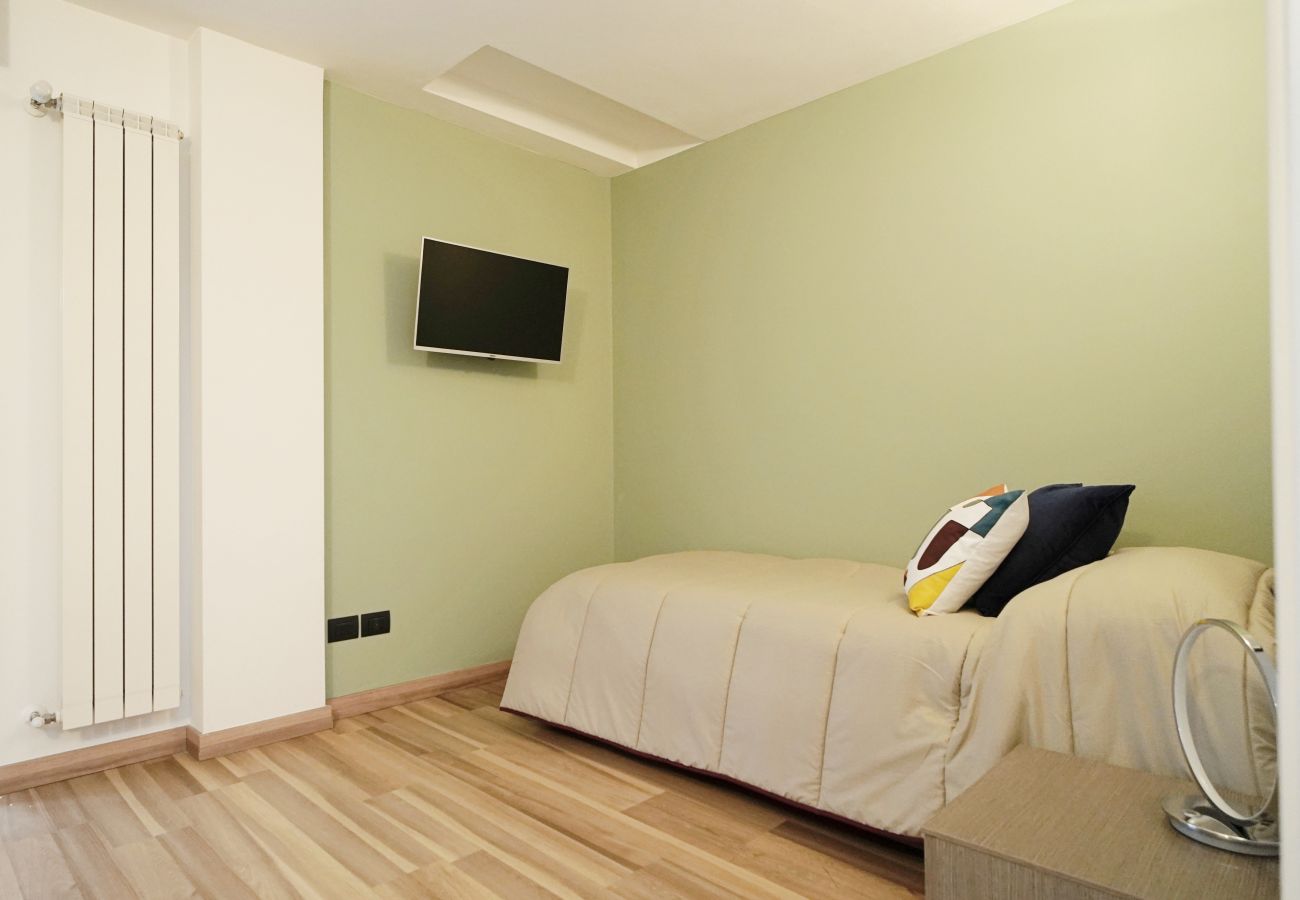 Apartment in Milan - Candiani Building - Modern 2BR Apartment steps from Bovisa Politecnico