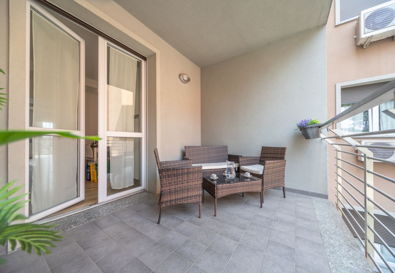 Apartment in Milan - Candiani Building - Modern 2BR Apartment steps from Bovisa Politecnico