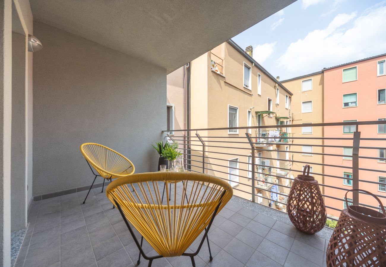 Apartment in Milan - Candiani Building - Modern 2BR Apartment steps from Bovisa Politecnico