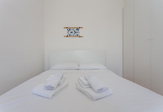 Apartment in Milano - Biancamano Skyline view - 13th floor 1 bdr with balcony in Moscova/Sempione Apartment in Milano - Biancamano Skyline view - 13th floor 1 bdr with balcony in Moscova/Sempione