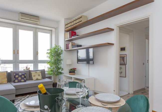 Apartment in Milano - Biancamano Skyline view - 13th floor 1 bdr with balcony in Moscova/Sempione Apartment in Milano - Biancamano Skyline view - 13th floor 1 bdr with balcony in Moscova/Sempione