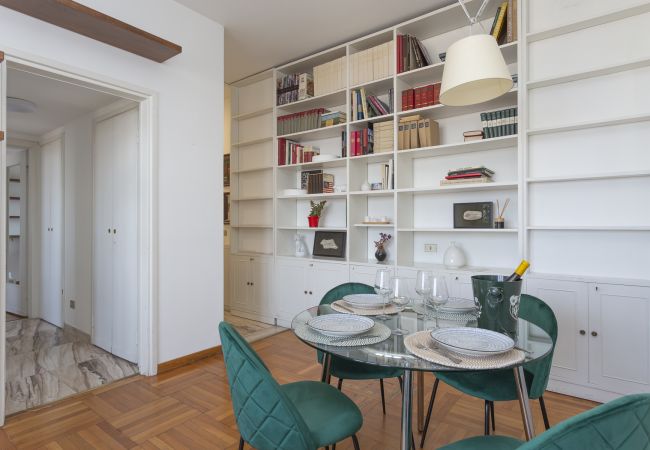 Apartment in Milano - Biancamano Skyline view - 13th floor 1 bdr with balcony in Moscova/Sempione Apartment in Milano - Biancamano Skyline view - 13th floor 1 bdr with balcony in Moscova/Sempione