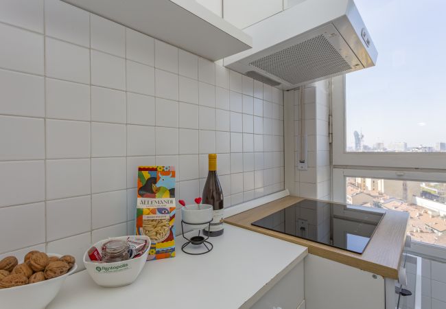 Apartment in Milano - Biancamano Skyline view - 13th floor 1 bdr with balcony in Moscova/Sempione Apartment in Milano - Biancamano Skyline view - 13th floor 1 bdr with balcony in Moscova/Sempione