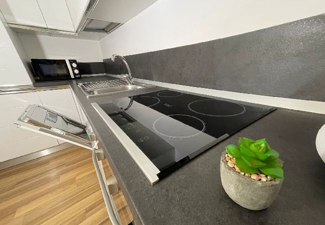 Apartment in Milano - Candiani Building - Bright & Spacious 1 BR w/balcony in Bovisa  Apartment in Milano - Candiani Building - Bright & Spacious 1 BR w/balcony in Bovisa