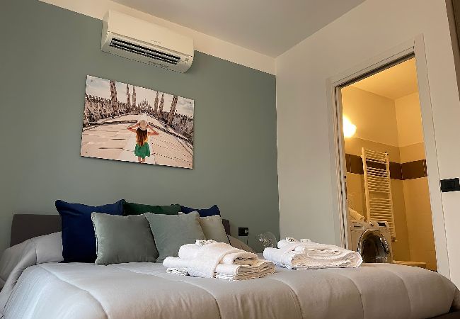 Apartment in Milano - Candiani Building - Bright & Spacious 1 BR w/balcony in Bovisa  Apartment in Milano - Candiani Building - Bright & Spacious 1 BR w/balcony in Bovisa