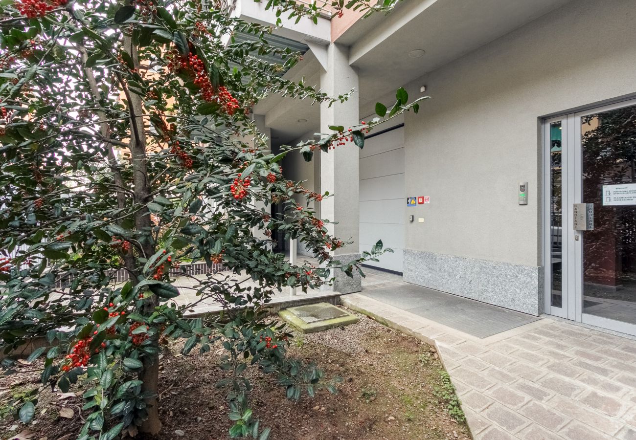 Apartment in Milan - Candiani Building - Bright & Spacious 1 BR w/balcony in Bovisa 