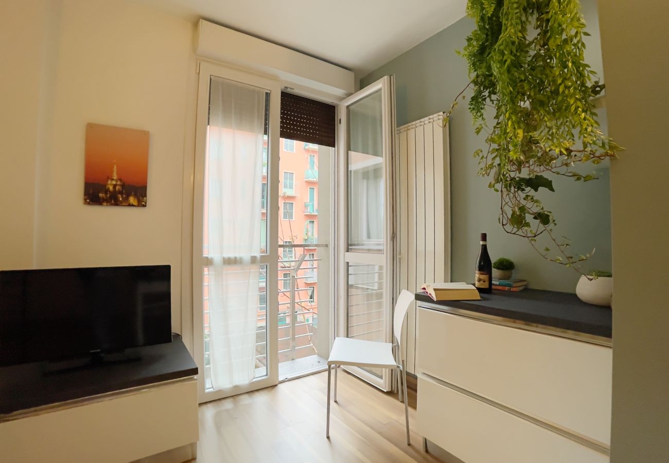 Apartment in Milan - Candiani Building - Bright & Spacious 1 BR w/balcony in Bovisa 