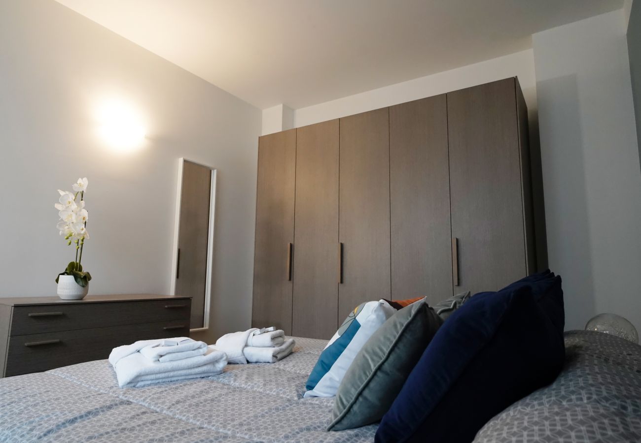 Apartment in Milan - Candiani Building - Bright & Spacious 1 BR w/balcony in Bovisa 