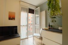 Apartment in Milan - Candiani Building - Bright & Spacious 1 BR w/balcony in Bovisa 