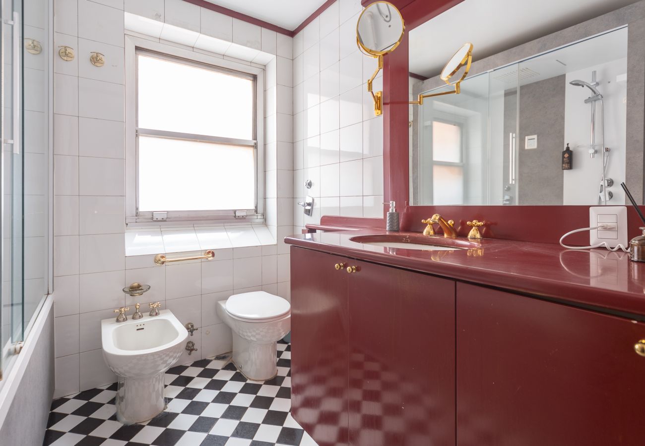 Apartment in Milan - S. Marco - Bright & Central 1BDR with Balcony in Brera 