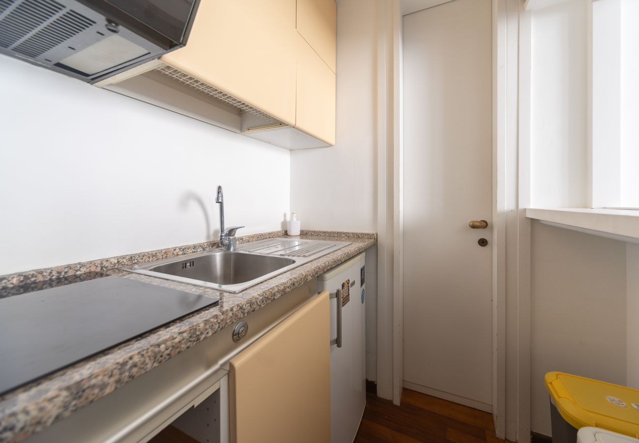 Apartment in Milan - S. Marco - Bright & Central 1BDR with Balcony in Brera 