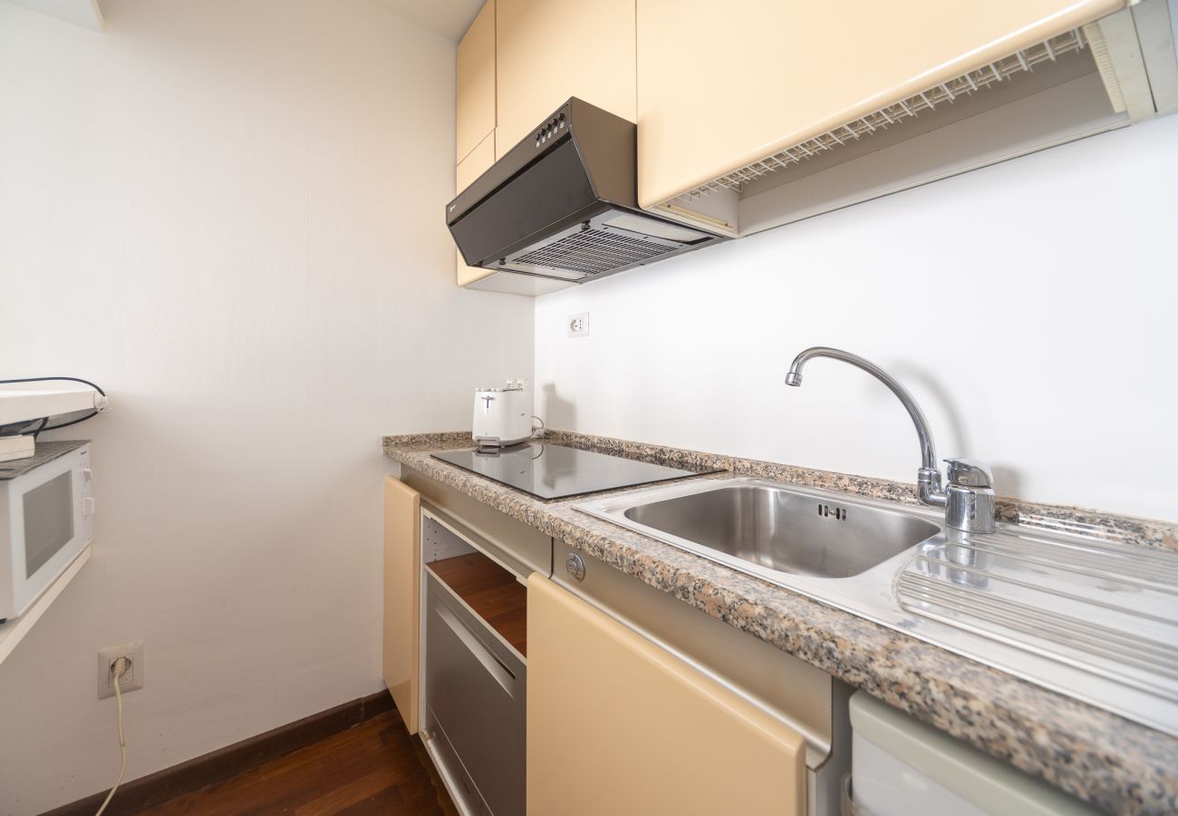 Apartment in Milan - S. Marco - Bright & Central 1BDR with Balcony in Brera 