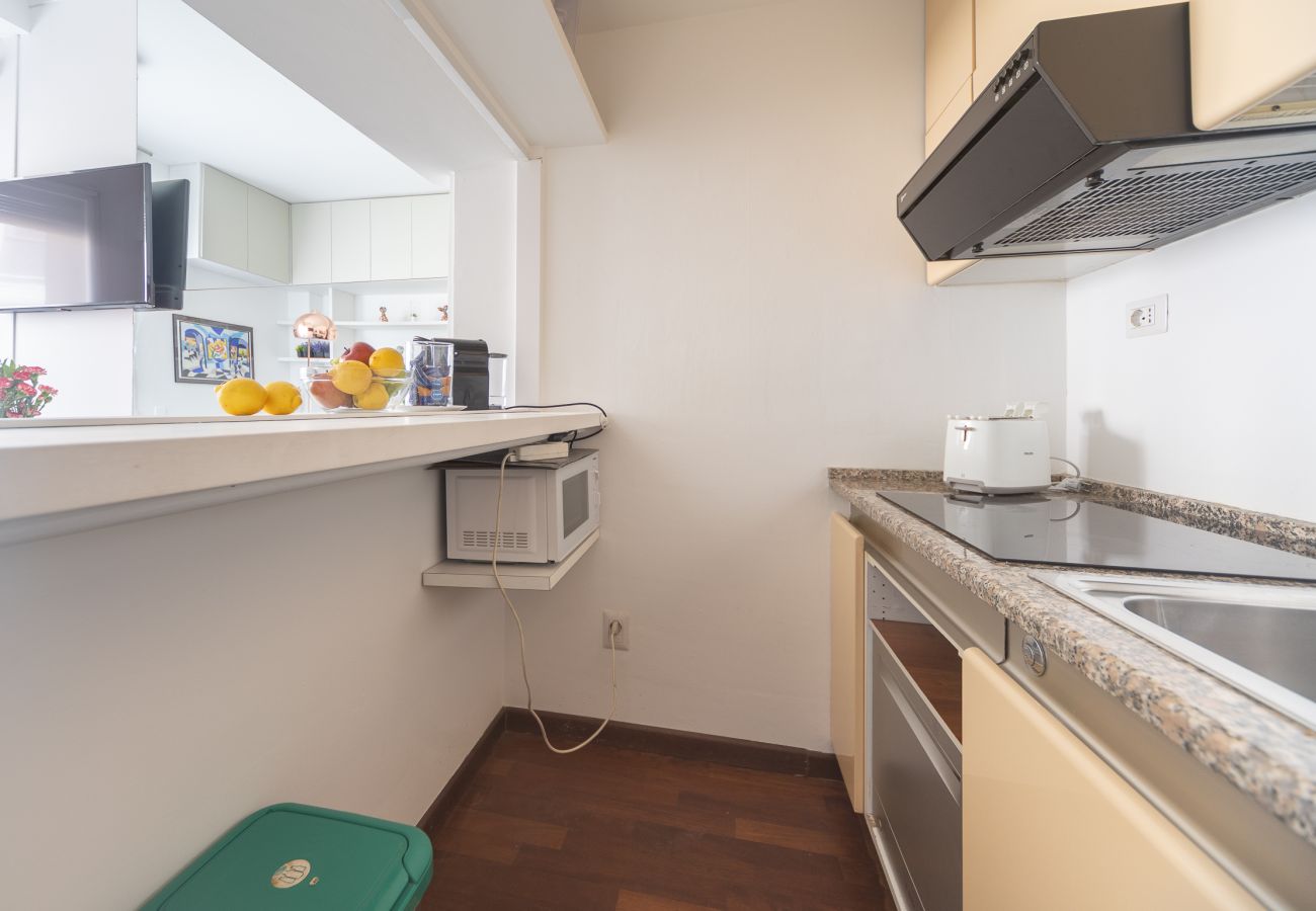 Apartment in Milan - S. Marco - Bright & Central 1BDR with Balcony in Brera 