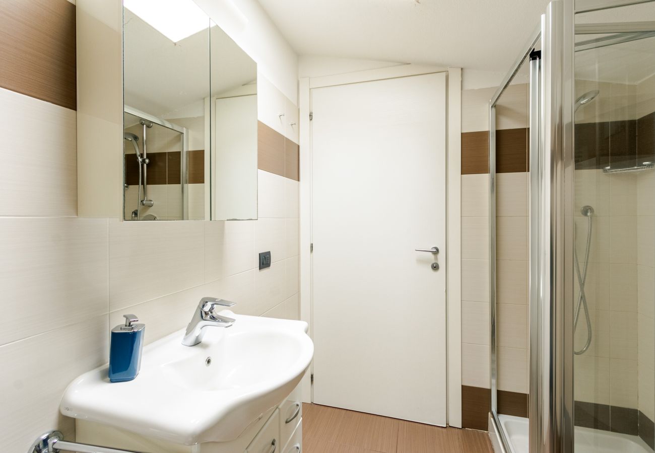 Apartment in Milan - Candiani Building - Elegant 2-level Apartment with 3 bedrooms